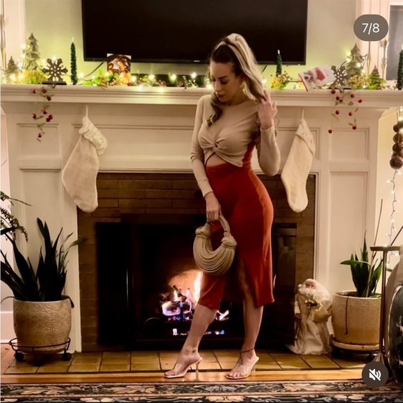 👗 {Dress} - Picture 4 of 4